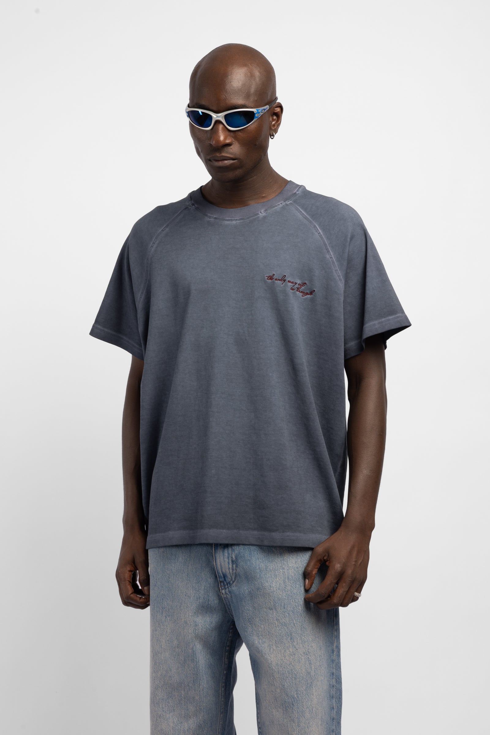 Yıkamalı Nakışlı T-shirt
