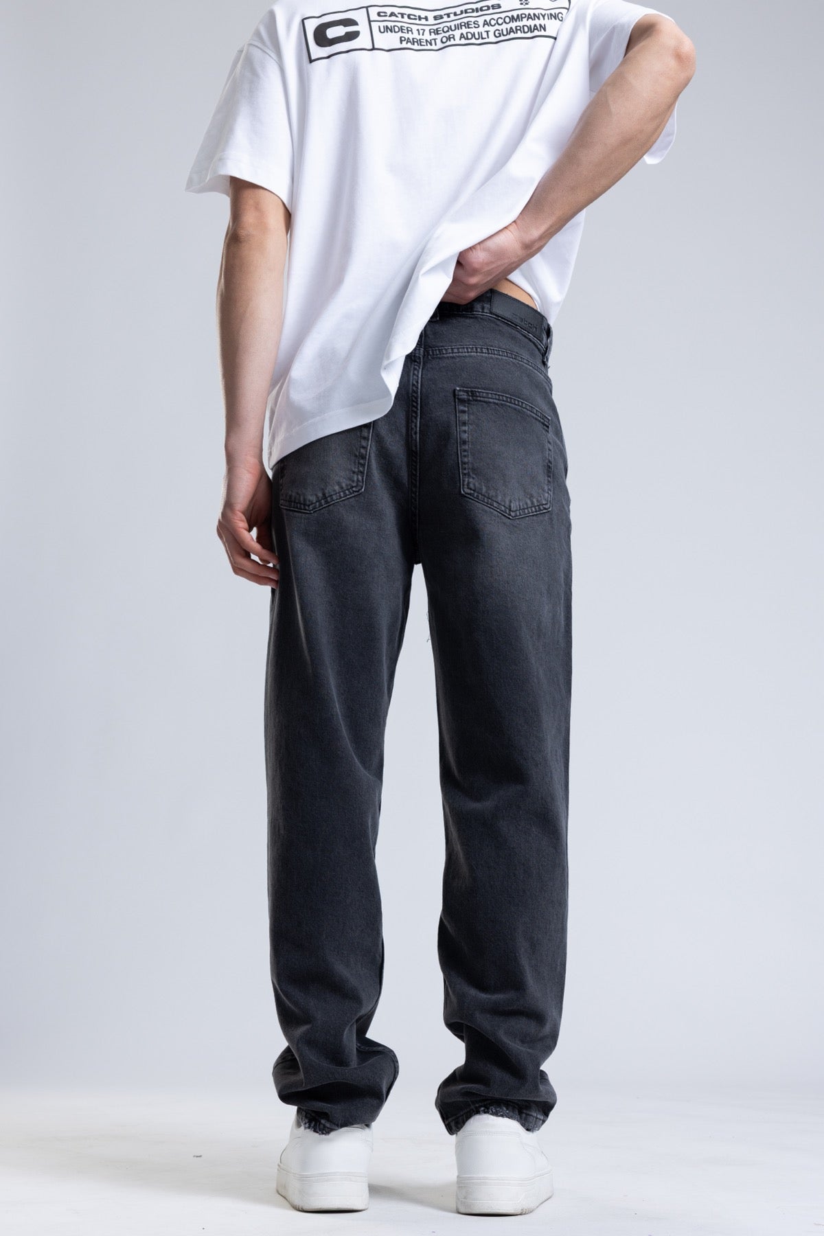 Nakışlı Straight Fit Jean