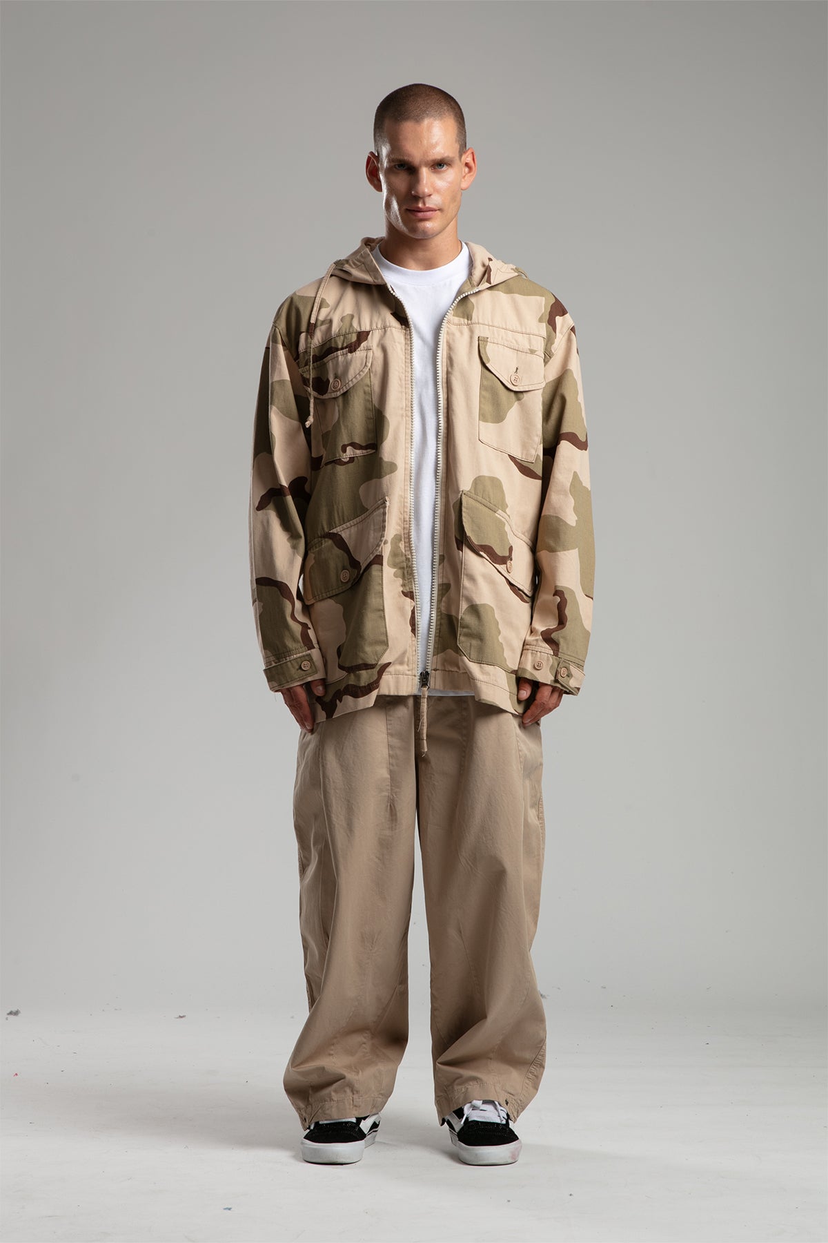 Kamuflaj Desenli Kapüşonlu Ceket