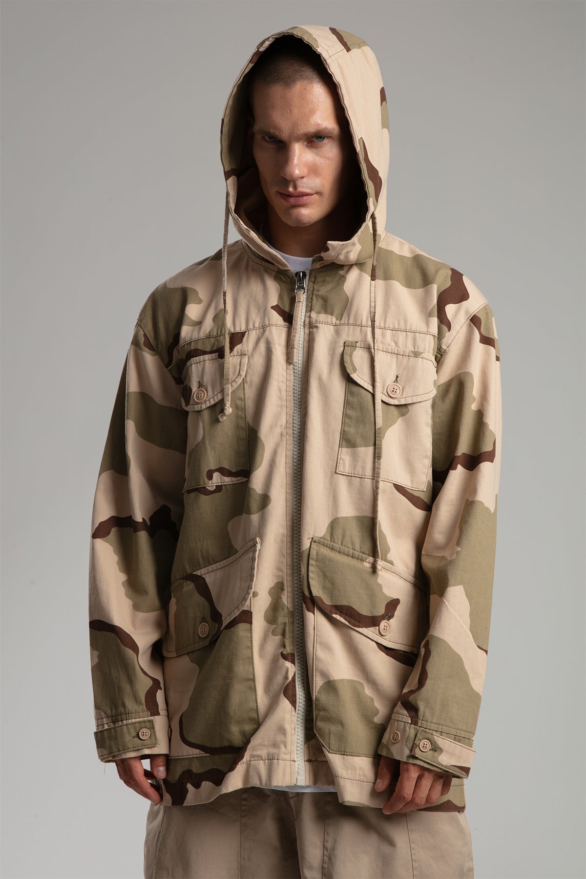 Kamuflaj Desenli Kapüşonlu Ceket