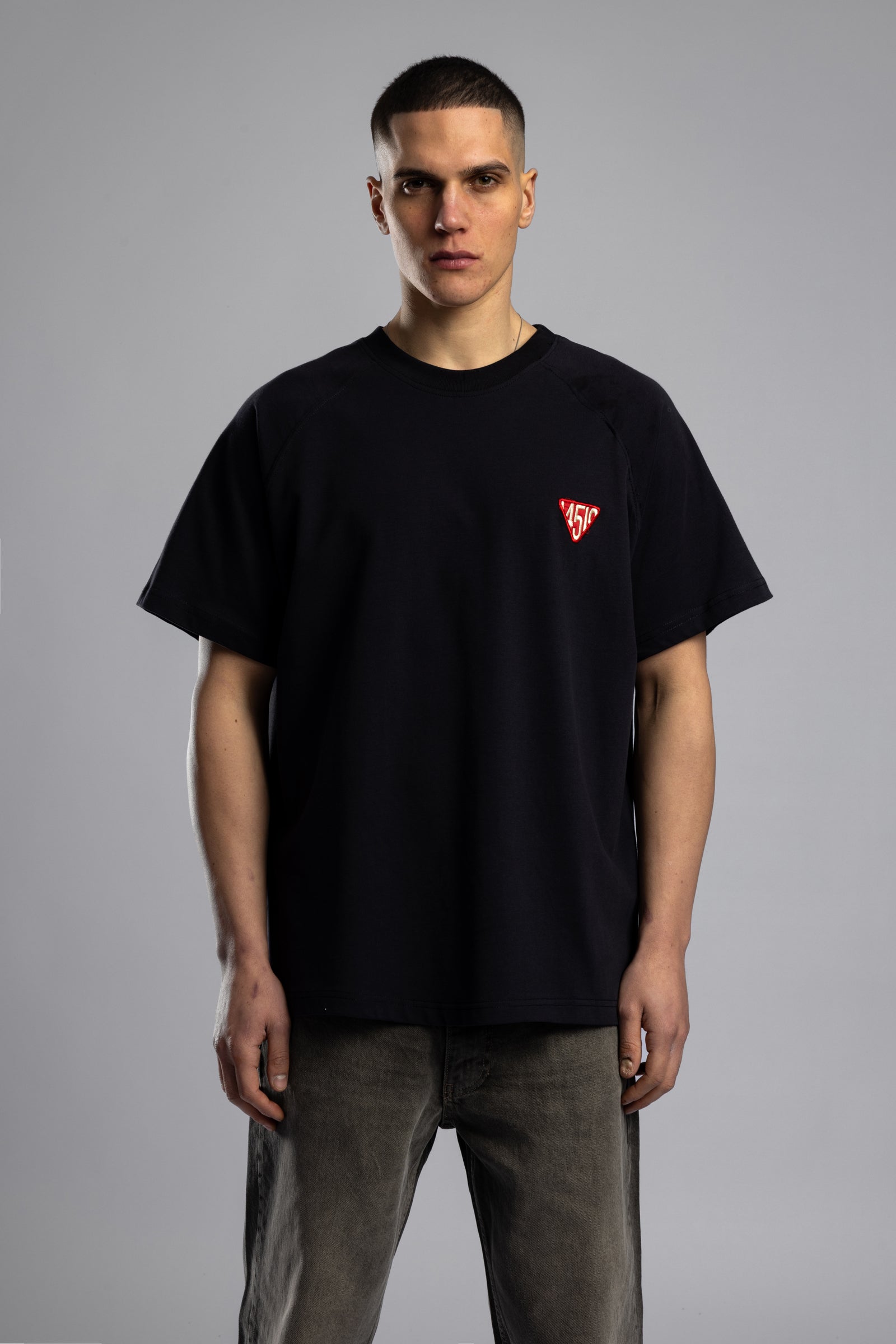 Nakış Detaylı Oversize T-Shirt