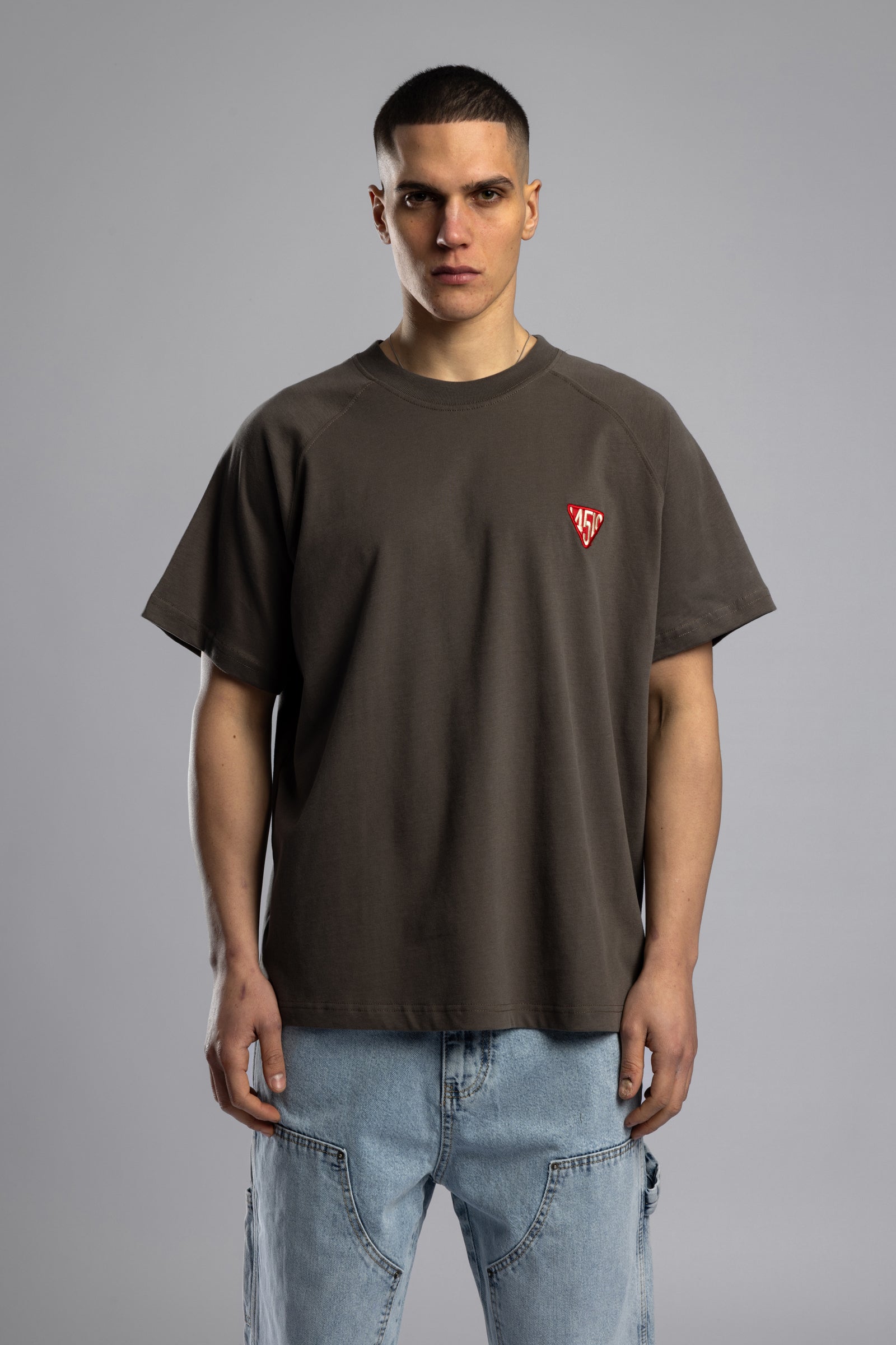 Nakış Detaylı Oversize T-Shirt