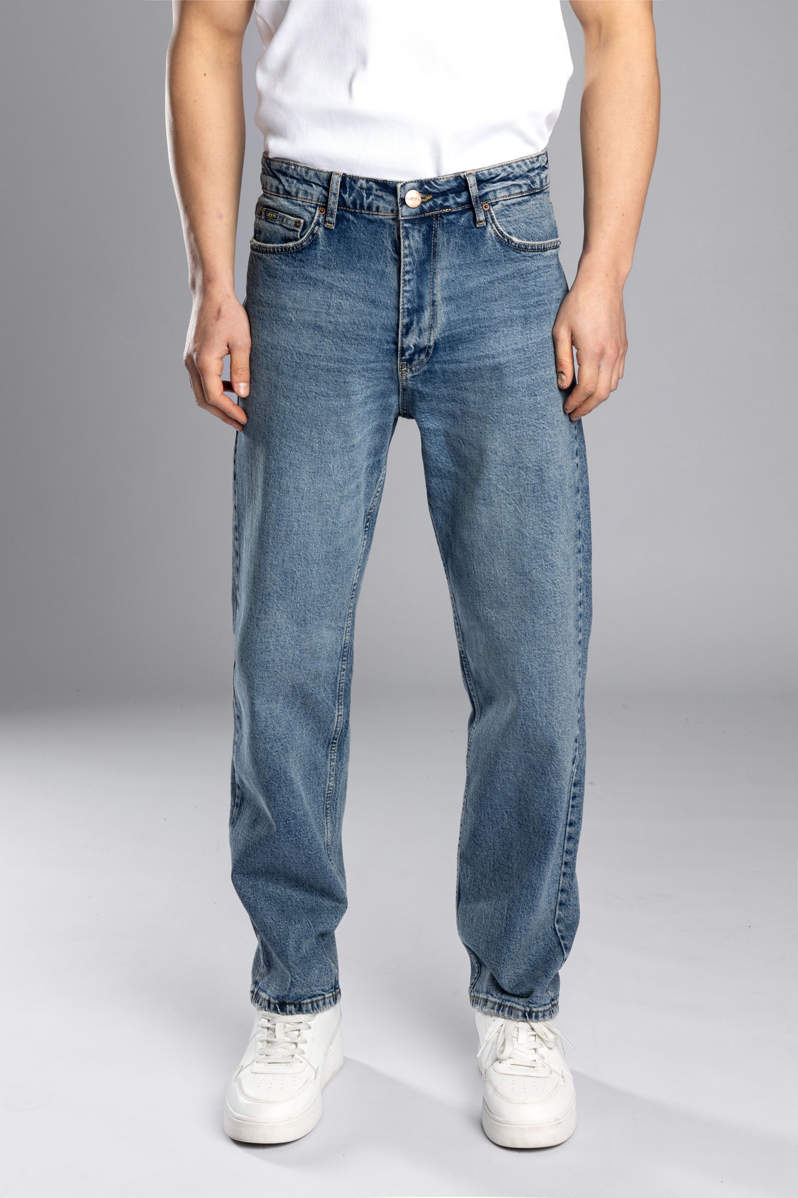 Açık Mavi Relax Fit Jean