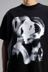 Soyut Yüz Baskılı T-Shirt