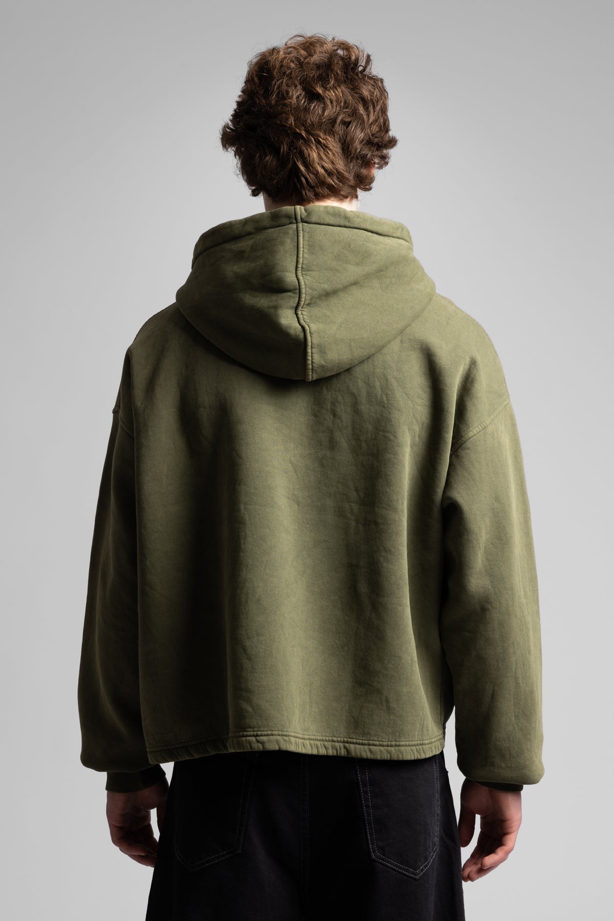 Minimal Yazı Detaylı Kapüşonlu Sweatshirt
