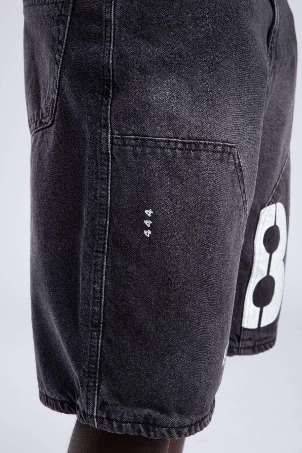 Baskılı Jean Şort