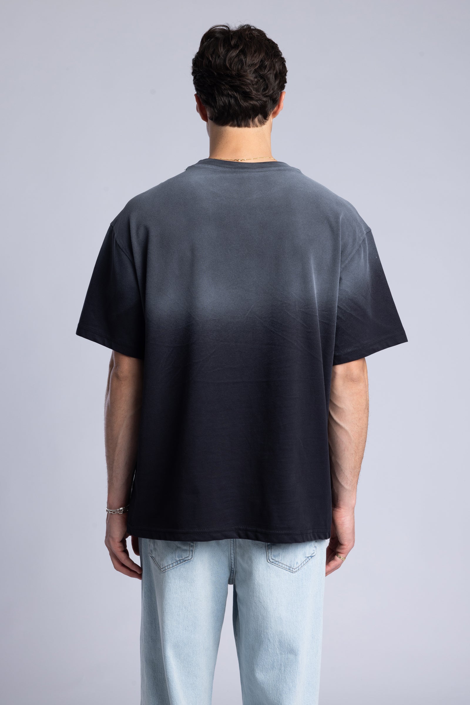 Metal Logo Detaylı Yıkamalı T-shirt