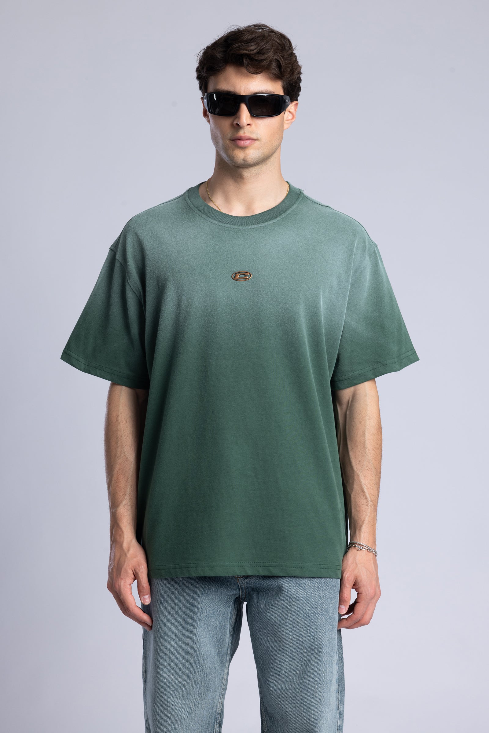 Metal Logo Detaylı Yıkamalı T-shirt